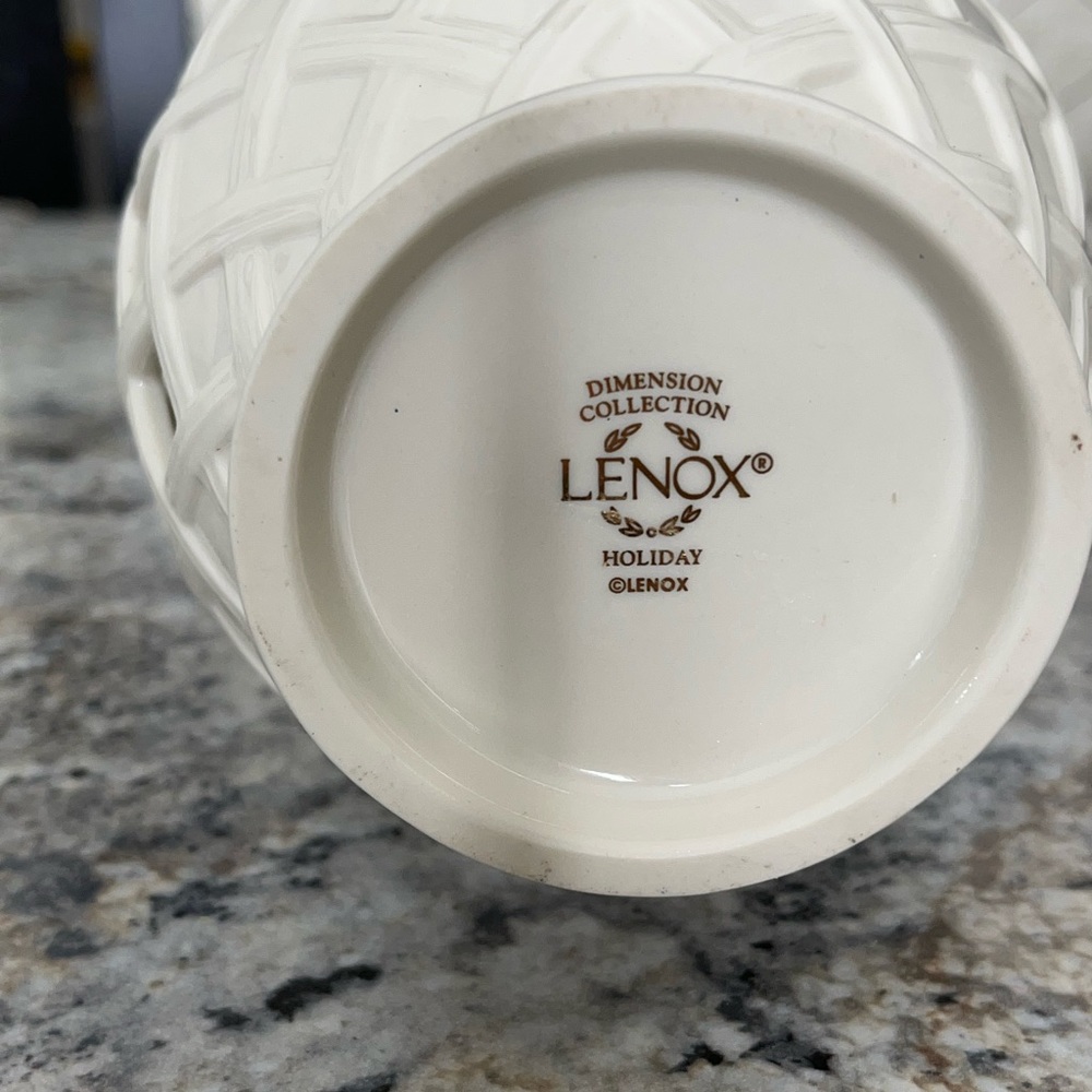 Lenox Holiday Holly Tart Burner - Picture 4 of 8
